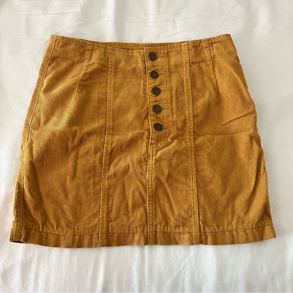Billabong Yellow Corduroy Skirt - Picture 1 of 5